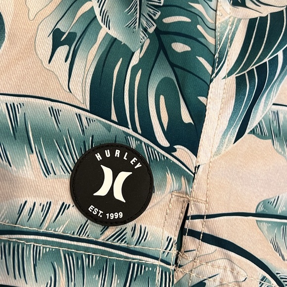 Brand New Hurley Swim Trunks /Shorts Hawaiian Paradise Beachwear or casual life! - Picture 5 of 8
